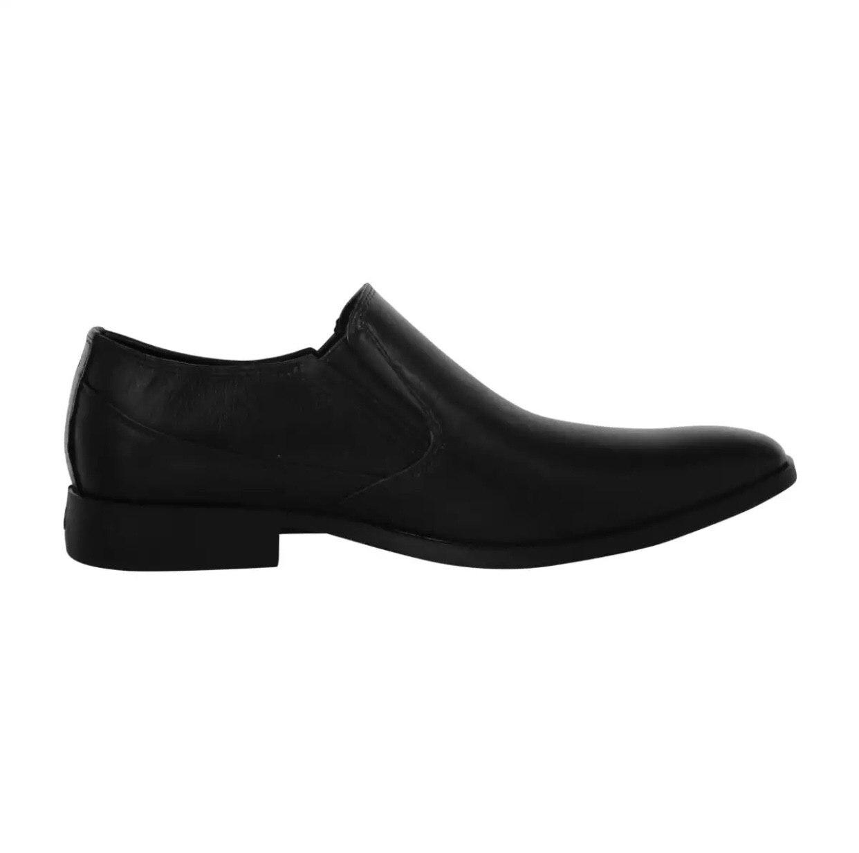 World balance easysoft black on sale shoes