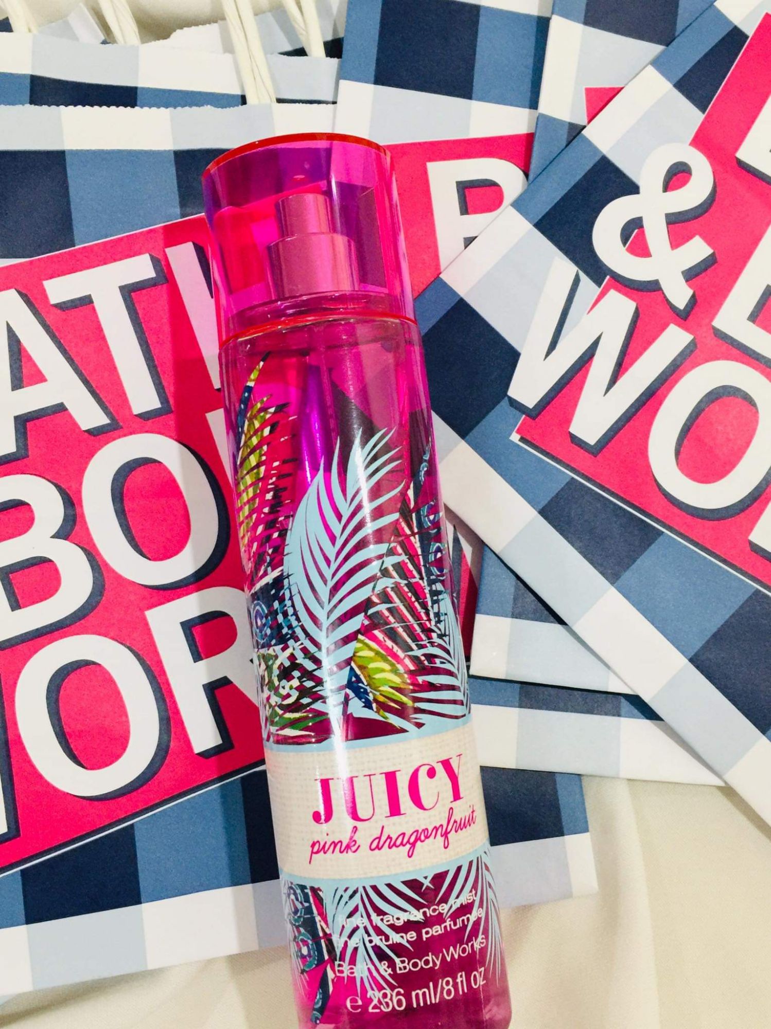 juicy pink dragonfruit bath and body works review