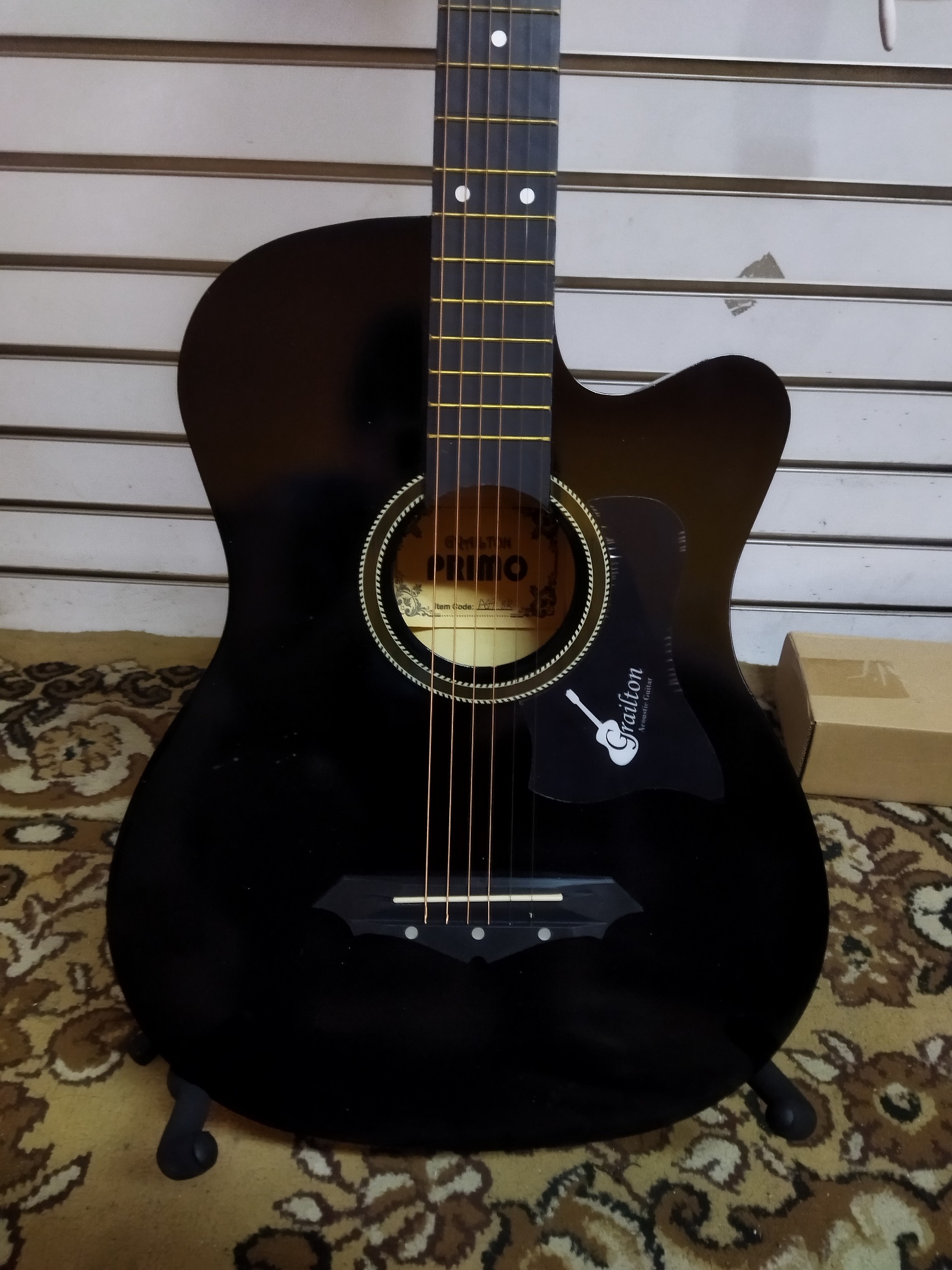 grailton acoustic guitar price