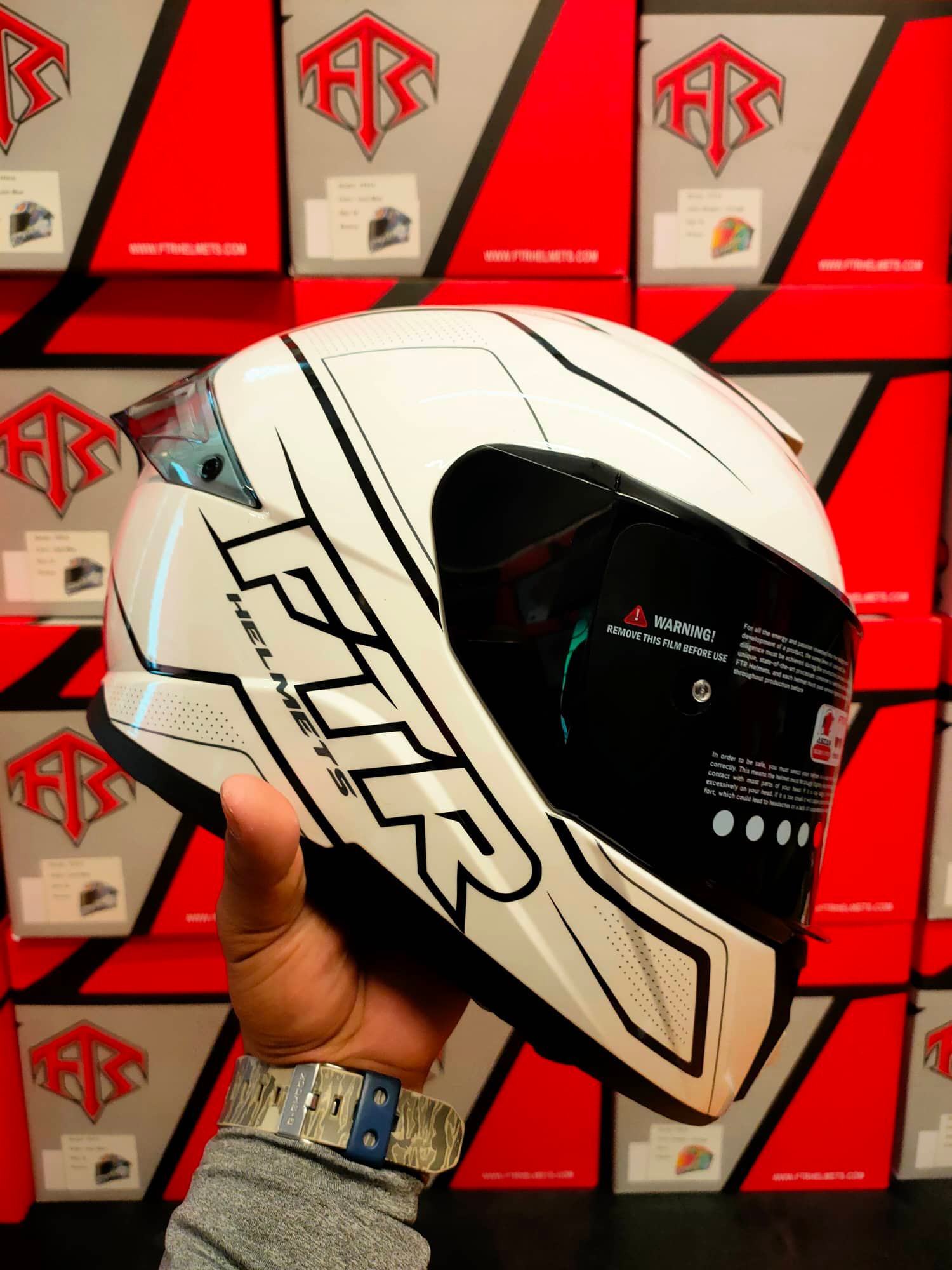cube full face helmet