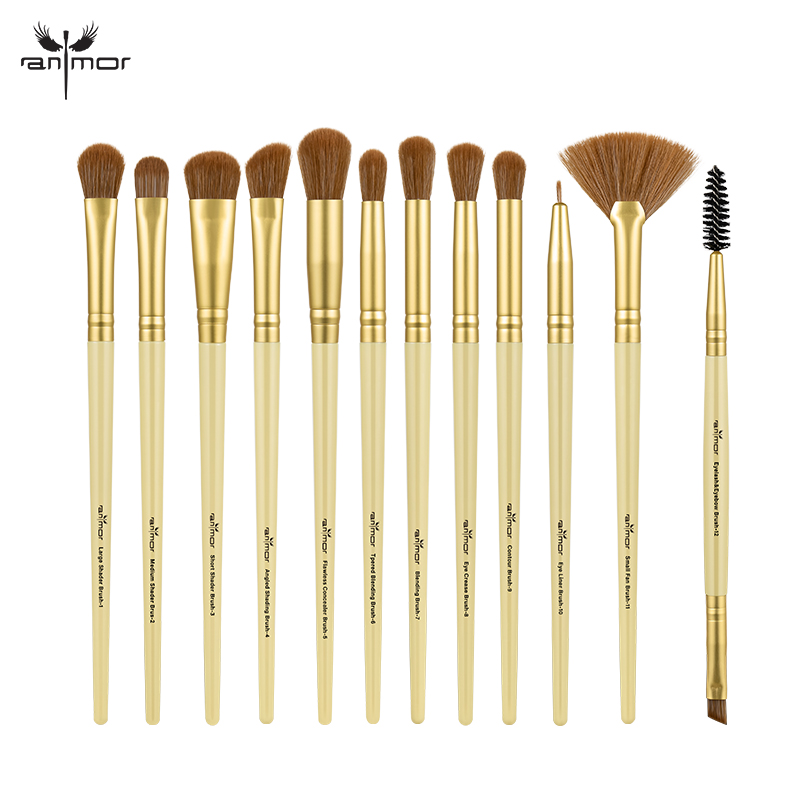 fan makeup brush