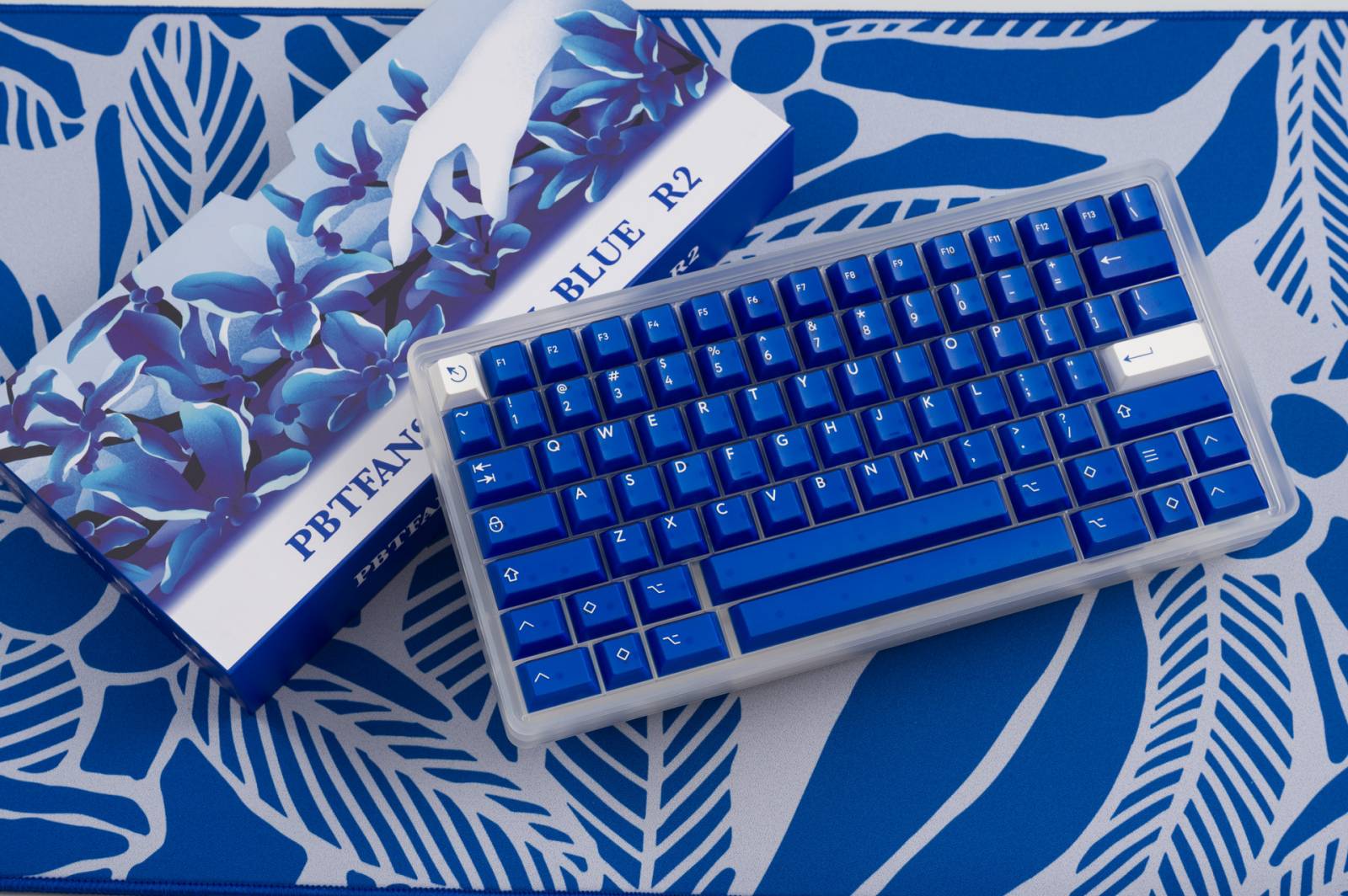 KBDFANS PBTFANS KLEIN BLUE R2キーキャップ