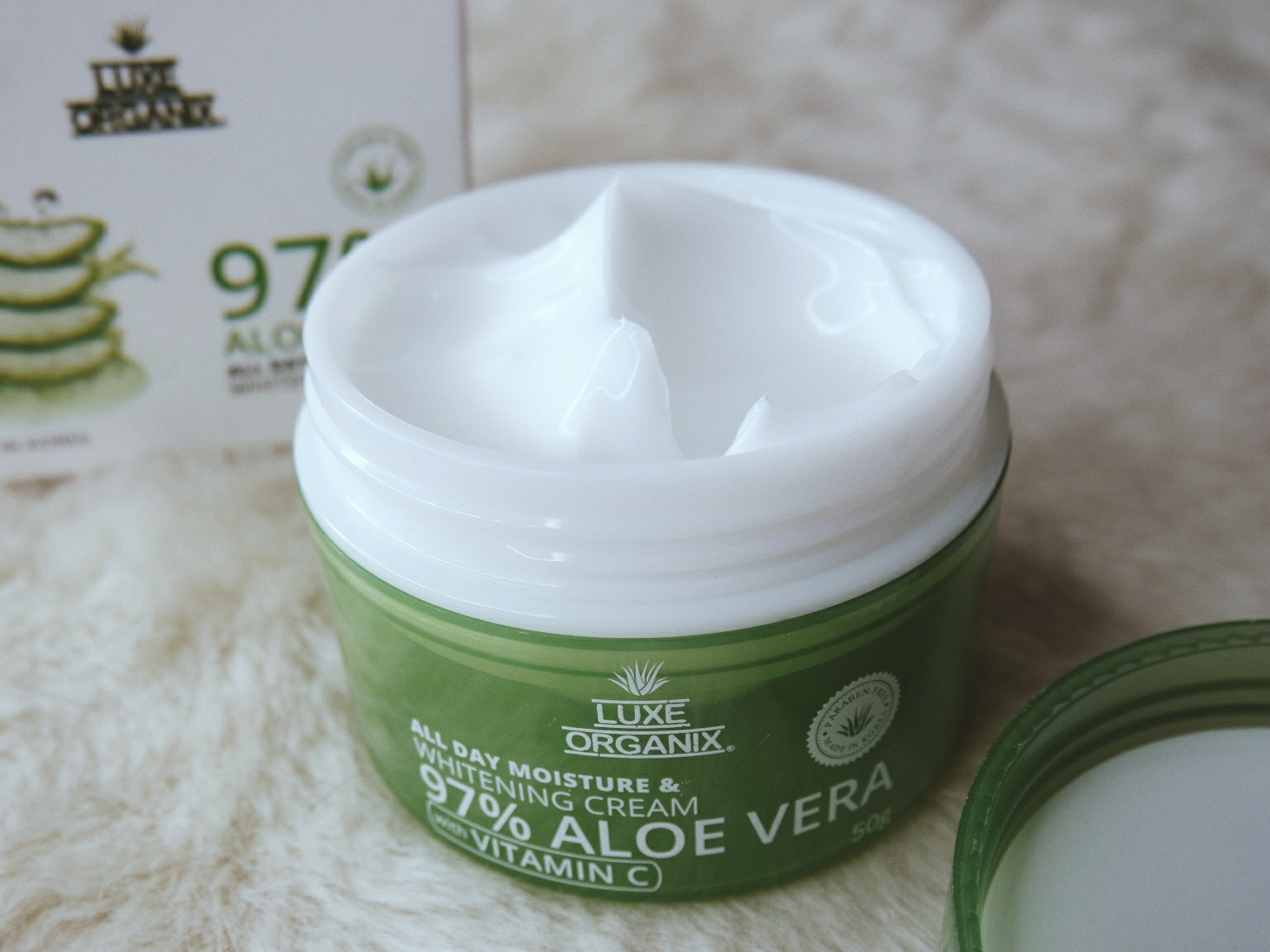 luxe organic moisturizer
