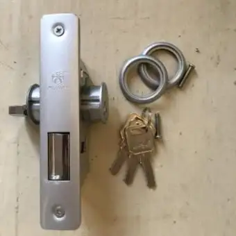 door lock hardware