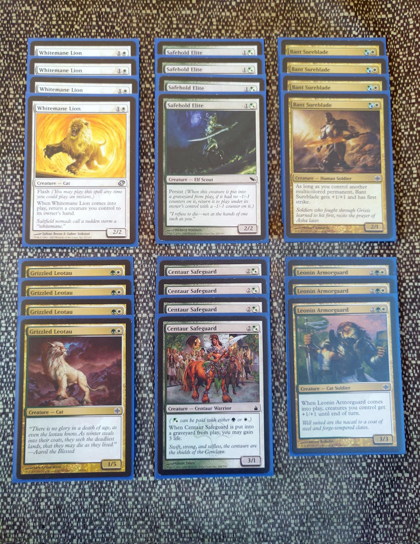 Magic the Gathering - 4x Shield of the Oversoul (Gebraucht) in Basel