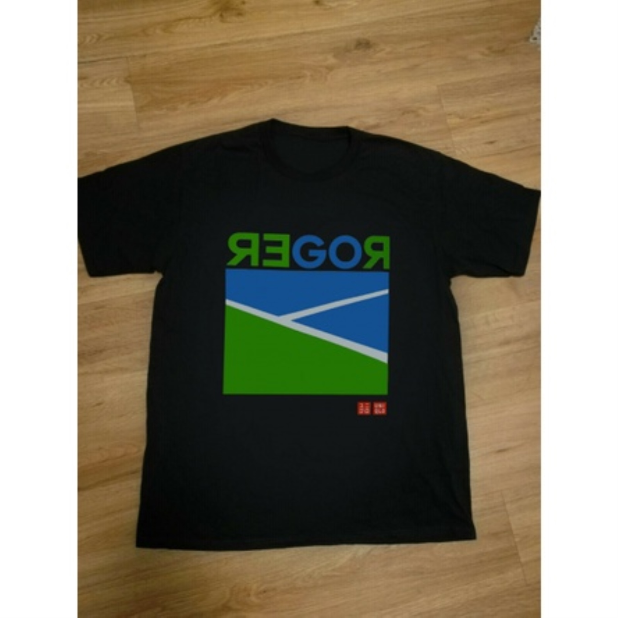 Shop Uniqlo Roger Federer online 
