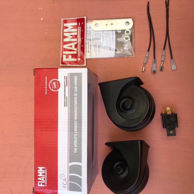 ORIGINAL/GENUINE FIAMM AM80SX 2T HORN Lazada PH