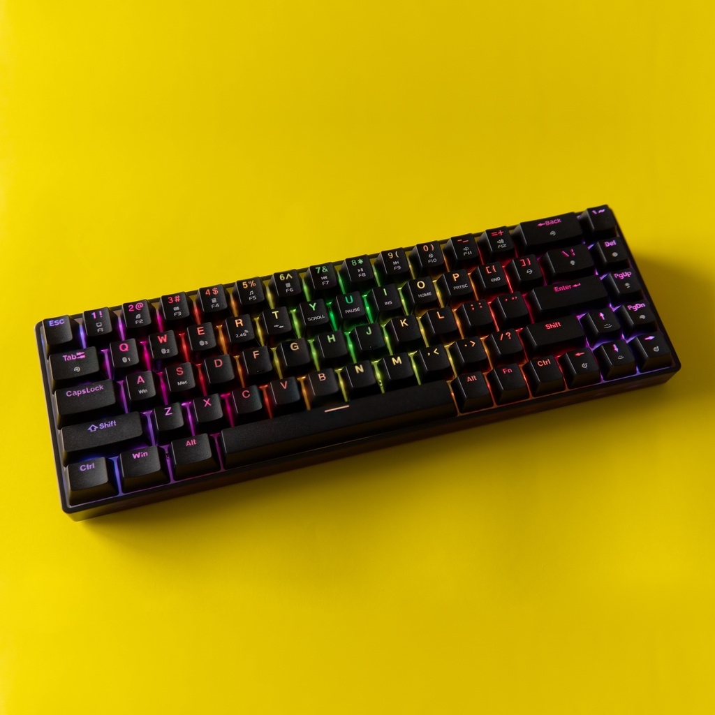 GARUDA GEAR GG68B (SMOKE BLACK) TriMode Wireless Hot Swappable 65