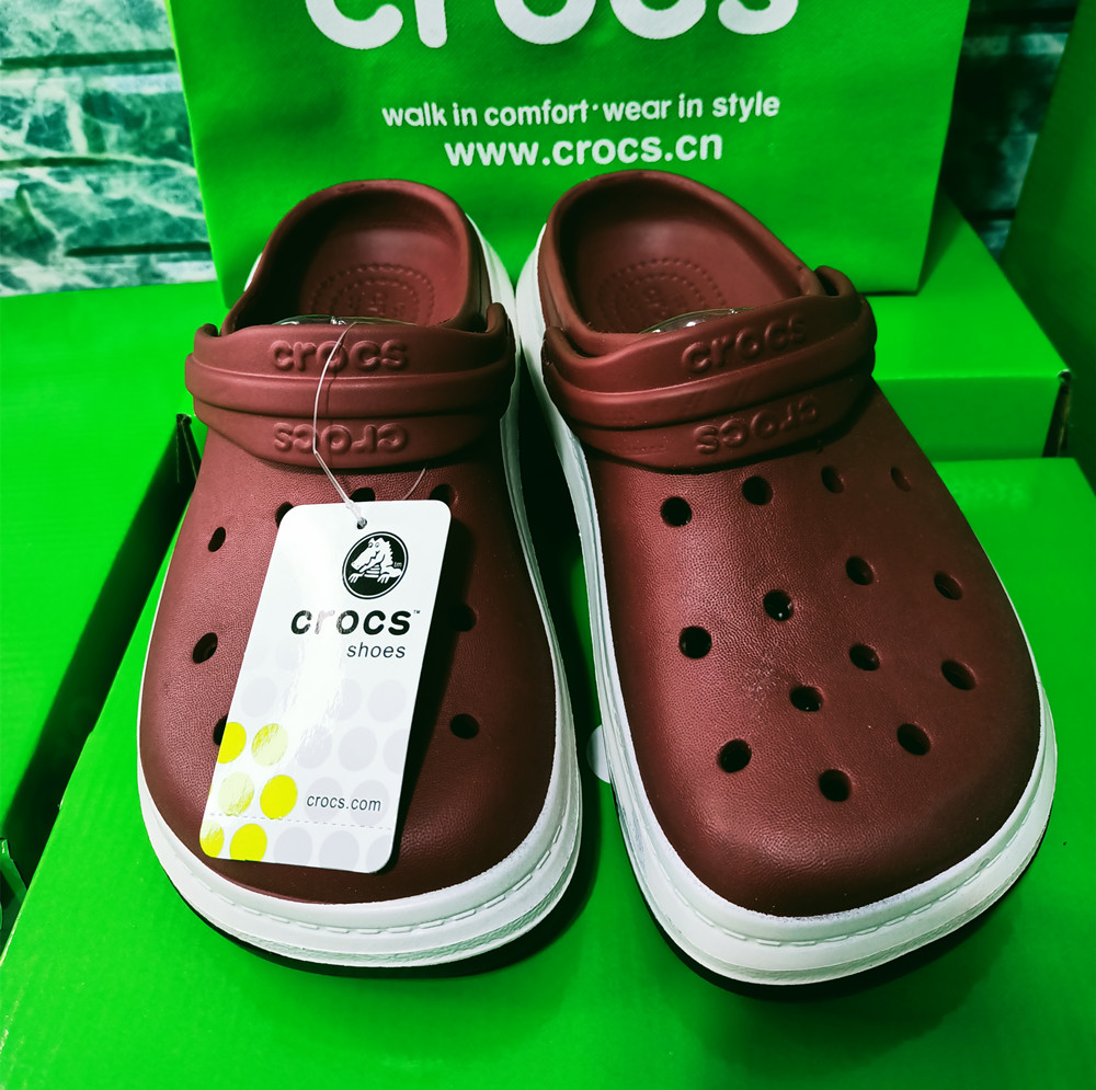 Crocs color outlet vino