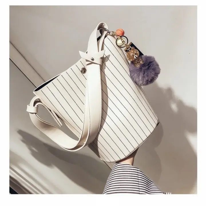 Leather bucket bag sale Clearance