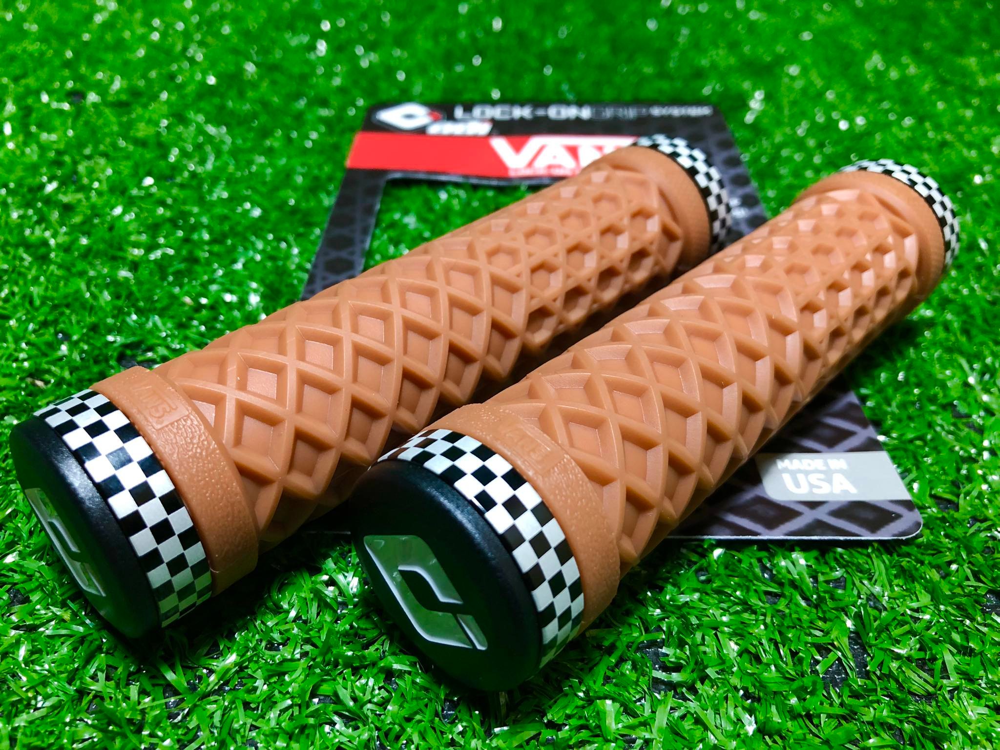ODI Vans MTB LockOn 130mm Classic Gum Checkered Grips (100 original