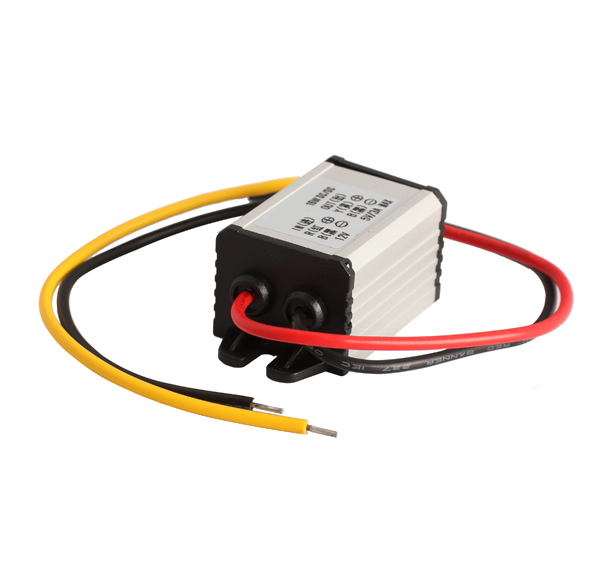 [uebfashion] Car Charger Converter 12V To 5V 3A 15W DC To DC Buck Step