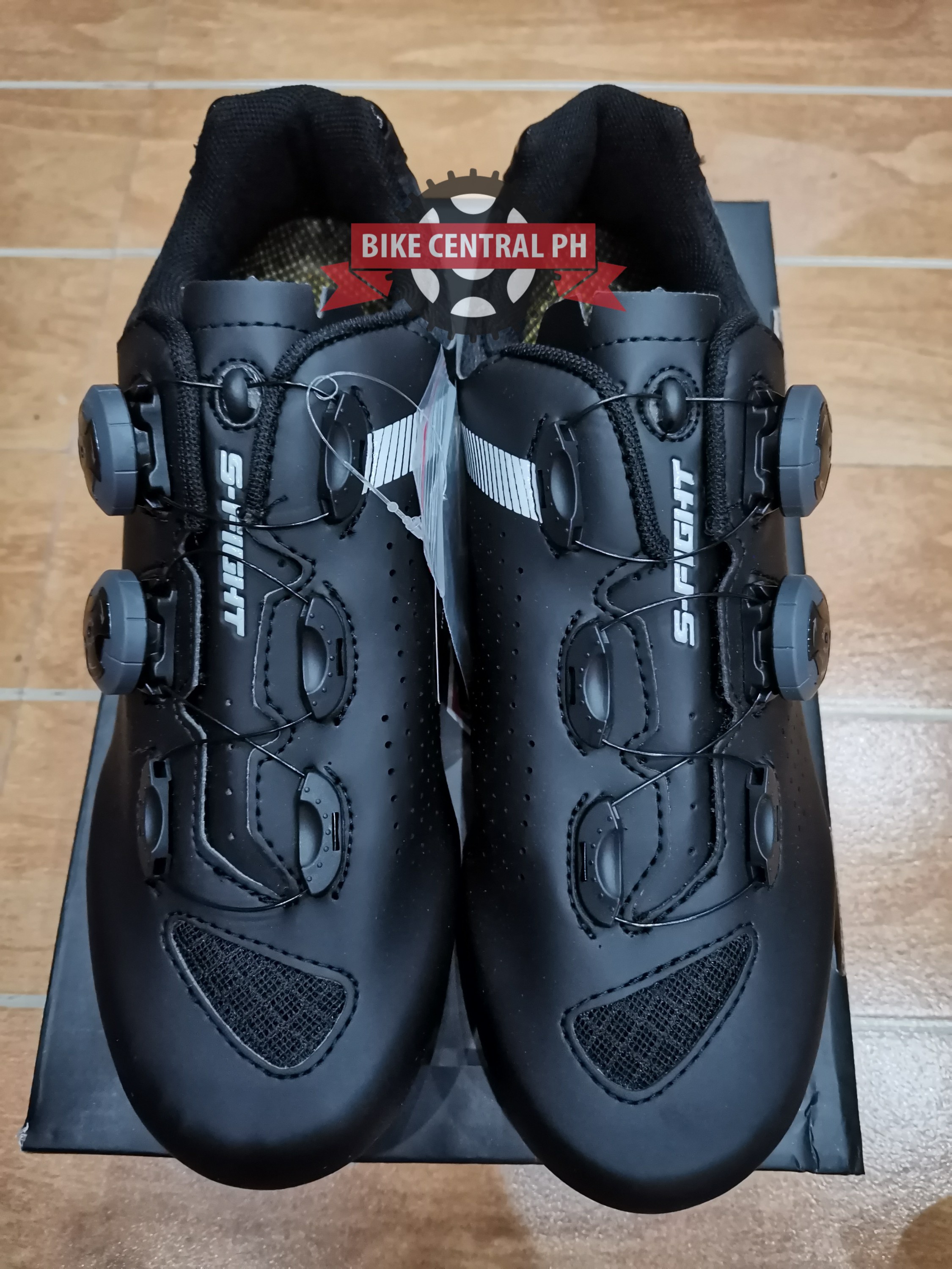 dual cleat cycling shoes