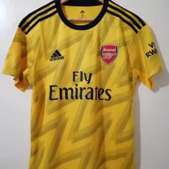 fly emirates yellow jersey