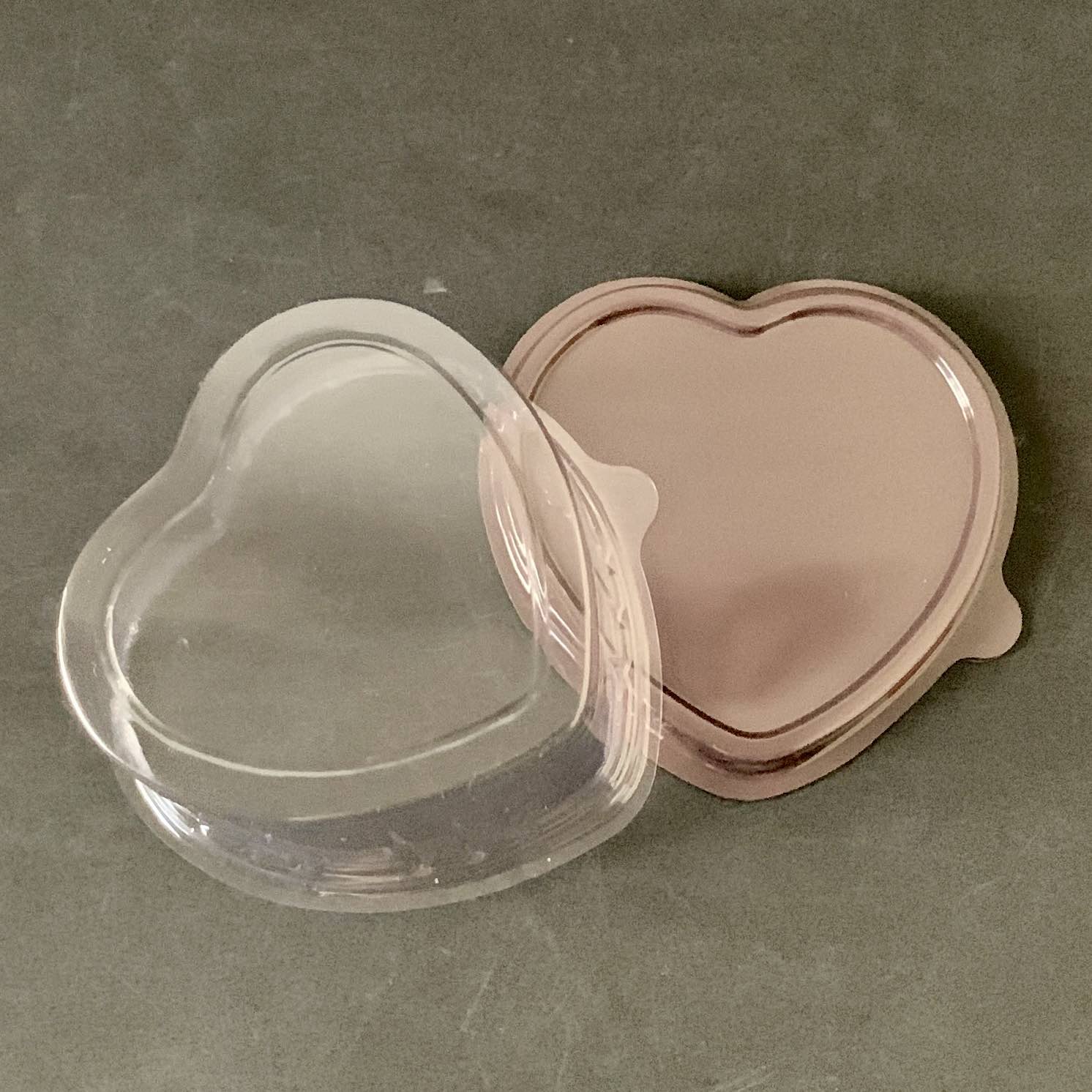 50pcs 3.5x2.8 Heart Shaped Canister Heart Acetate Heart Container Transparent Cupcake Holder