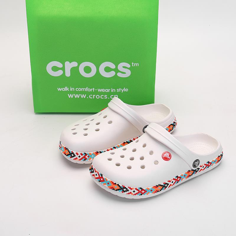 crocs new trend