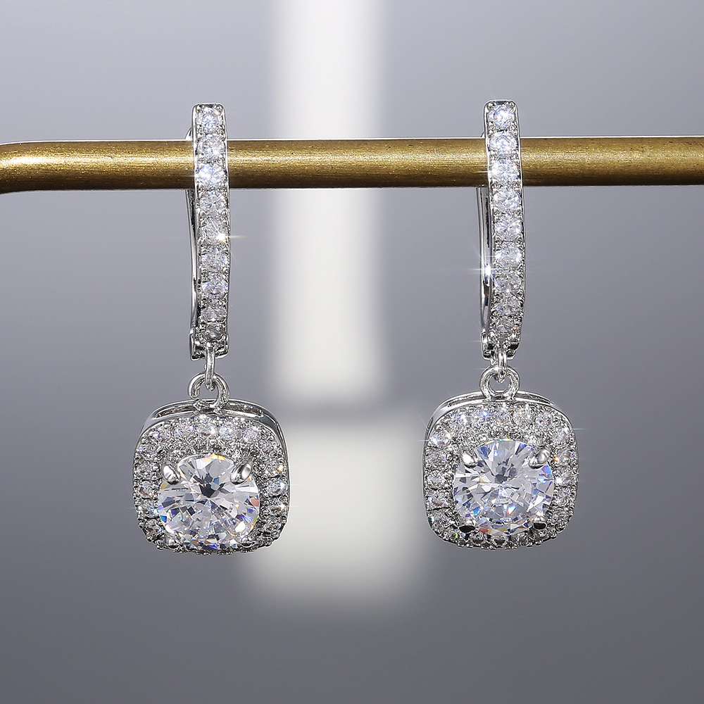 Exquisite Women's Micro Inlaid Zircon Versatile Earrings and Accessories