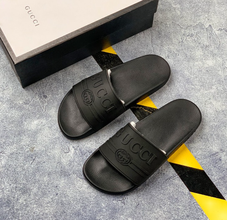 plain gucci slides