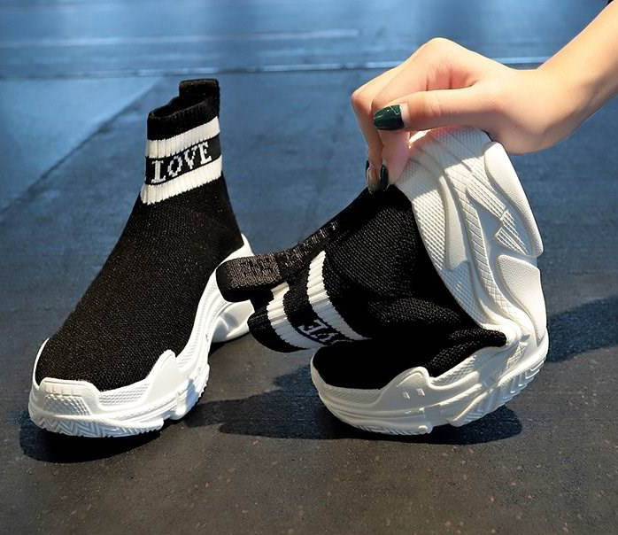 ladies trainers very