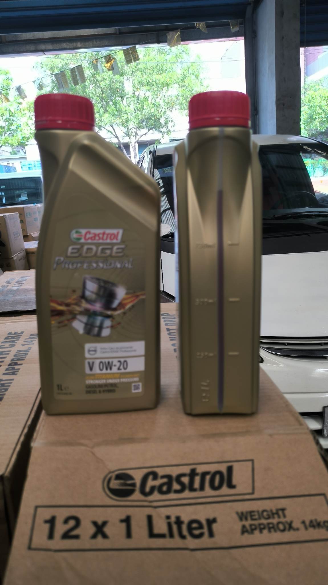 CASTROL EDGE PROFESSIONAL 0W-20 1 LITER BOTH GASOLINE AND DIESEL ...