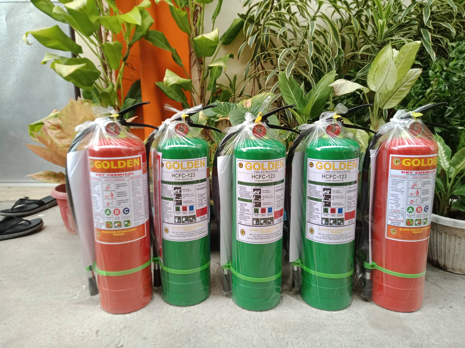 Fire Extinguisher 10 lbs. HCFC Green 5 Years Warranty- Refillable ...