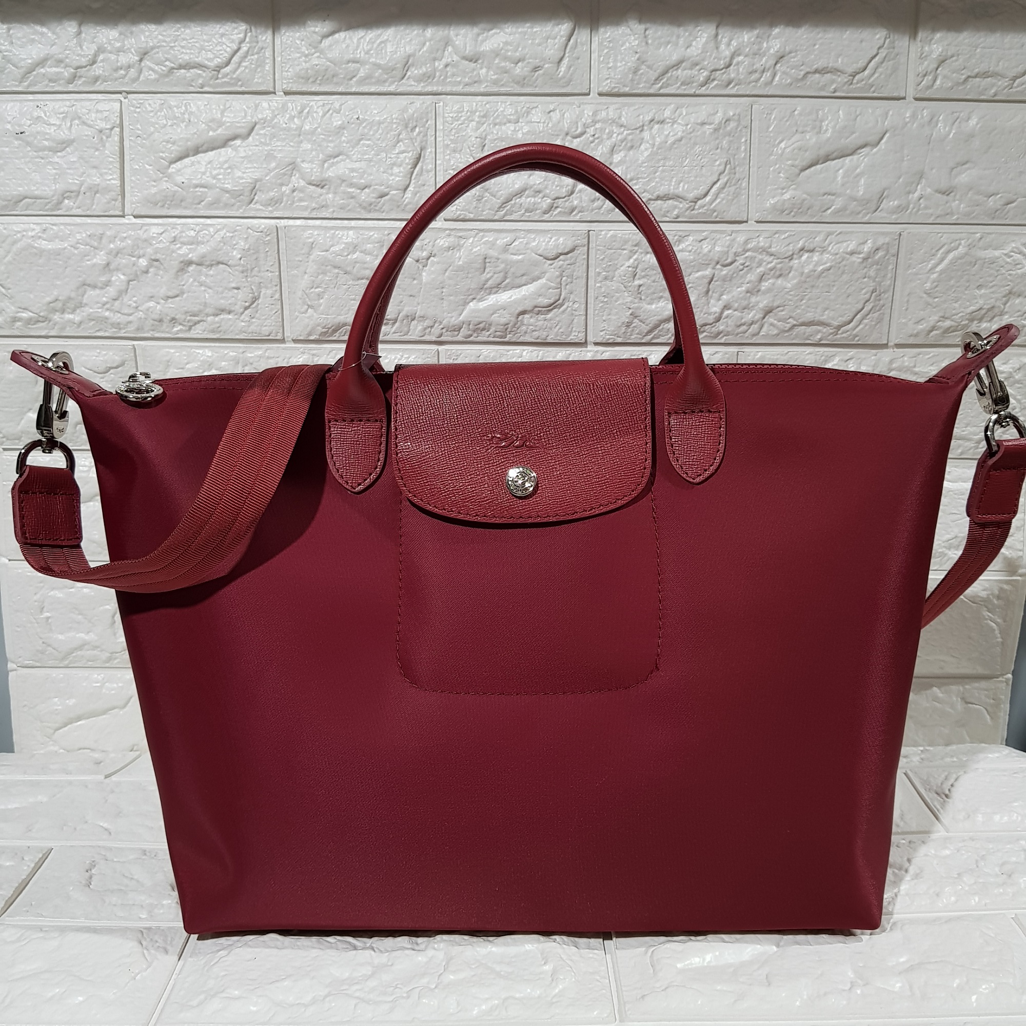 burgundy longchamp