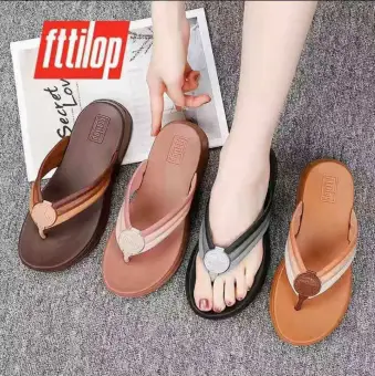 saltwater sandals wide feet