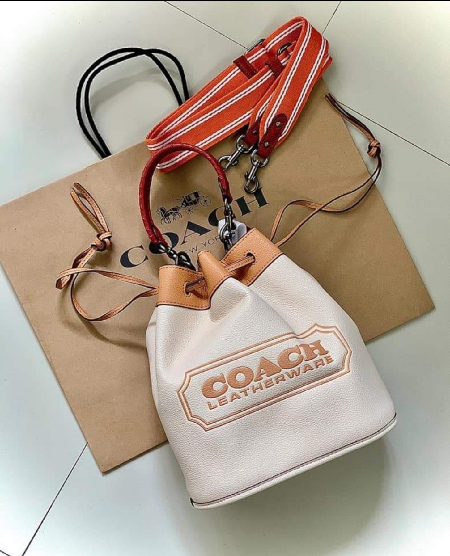 coach c3851