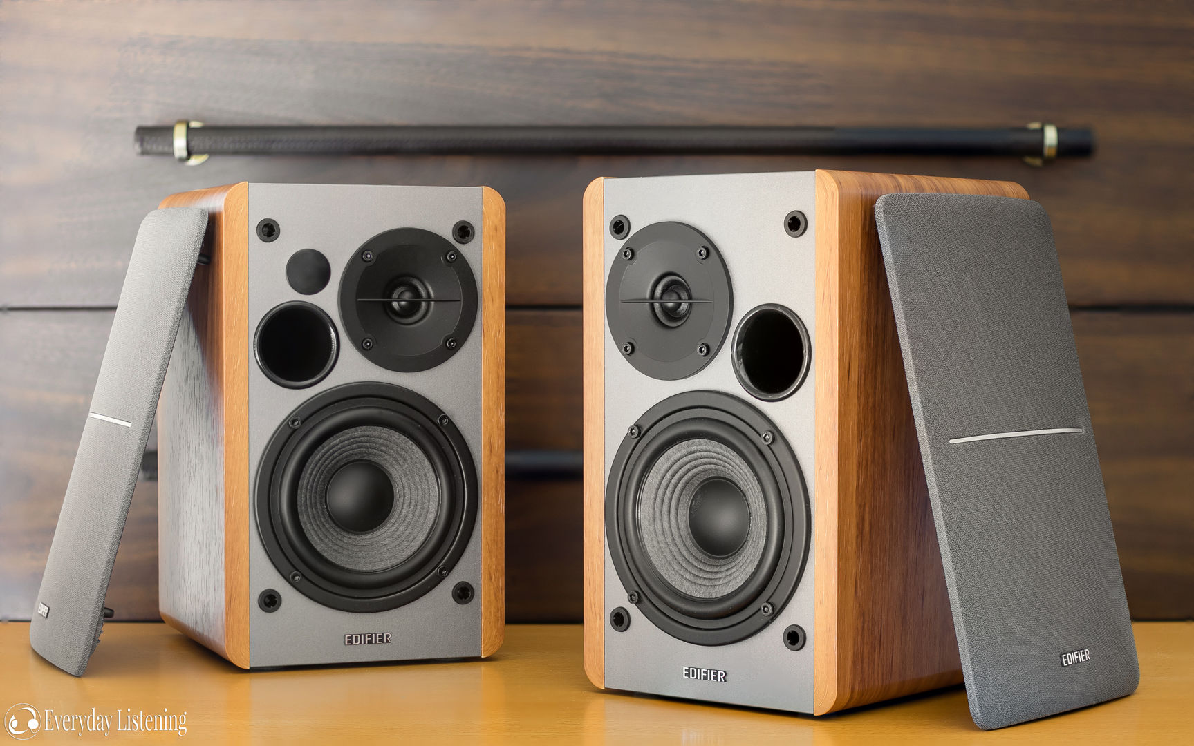 edifier r1700bt lazada