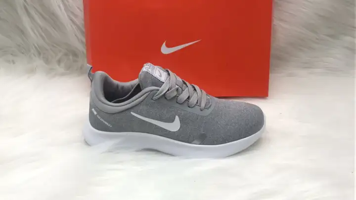 nike tan running shoes