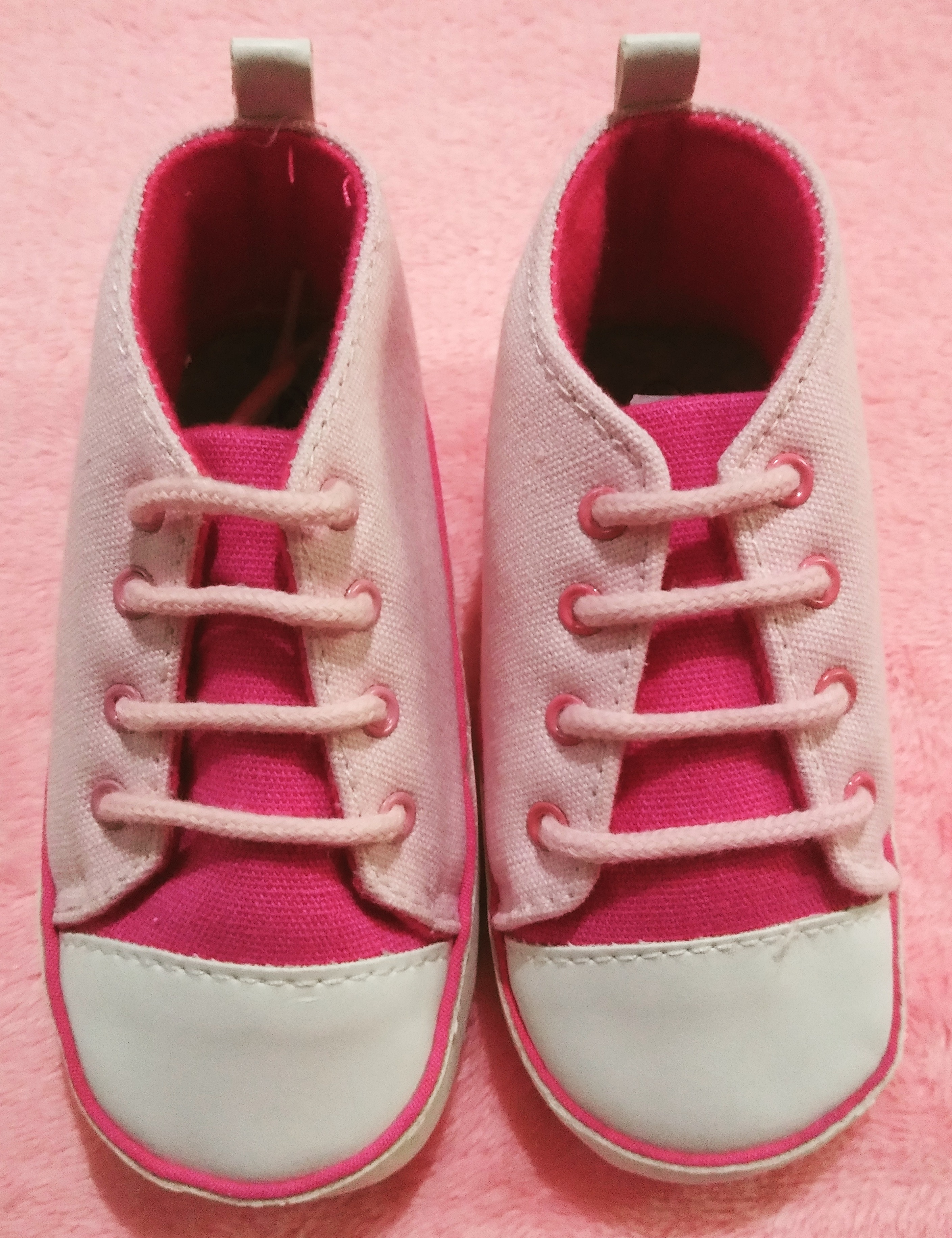 buy infant shoes