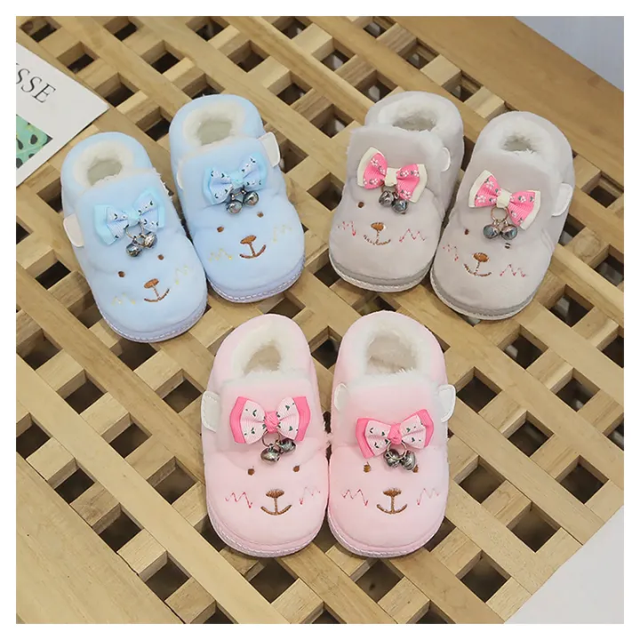 born baby shoes