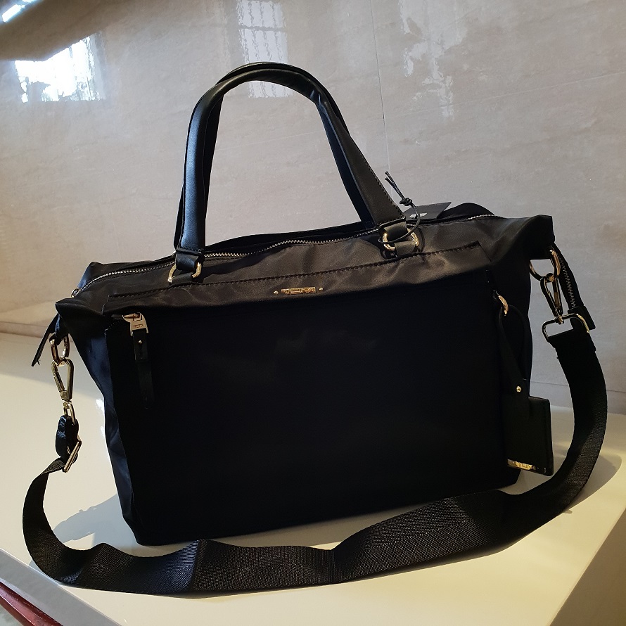 Tumi voyageur 2025 ruth soft satchel