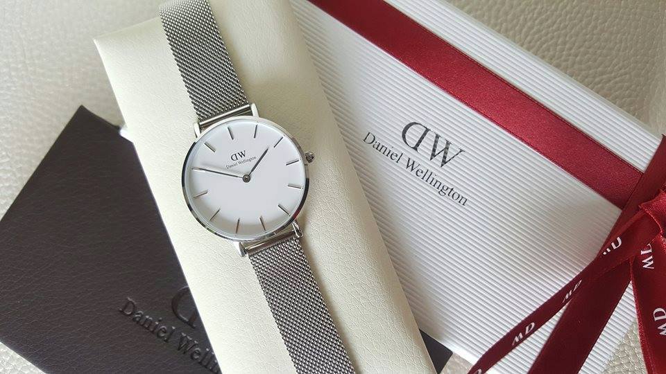 Dw classic petite outlet sterling 32mm