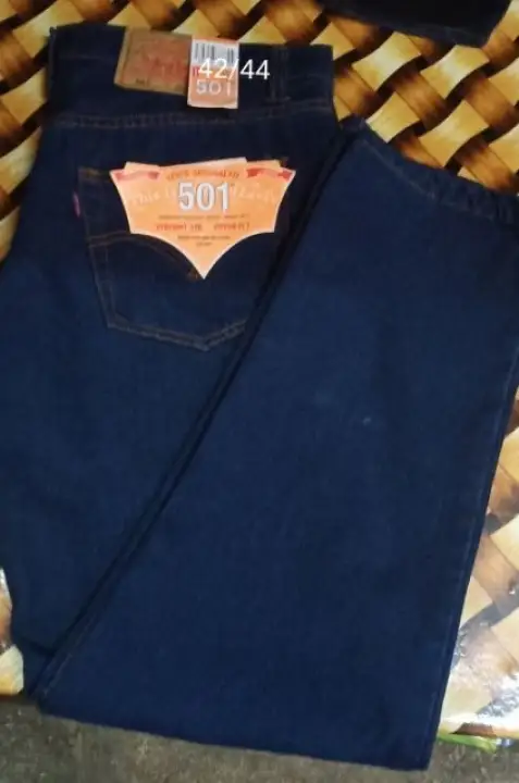 levis size 42