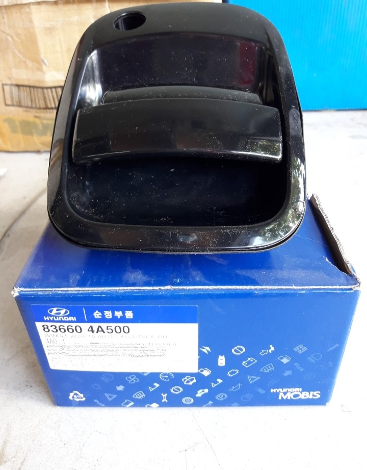 [ORIGINAL] 836604A500 SLIDING DOOR HANDLE OUTER (ORIGINAL) FOR HYUNDAI