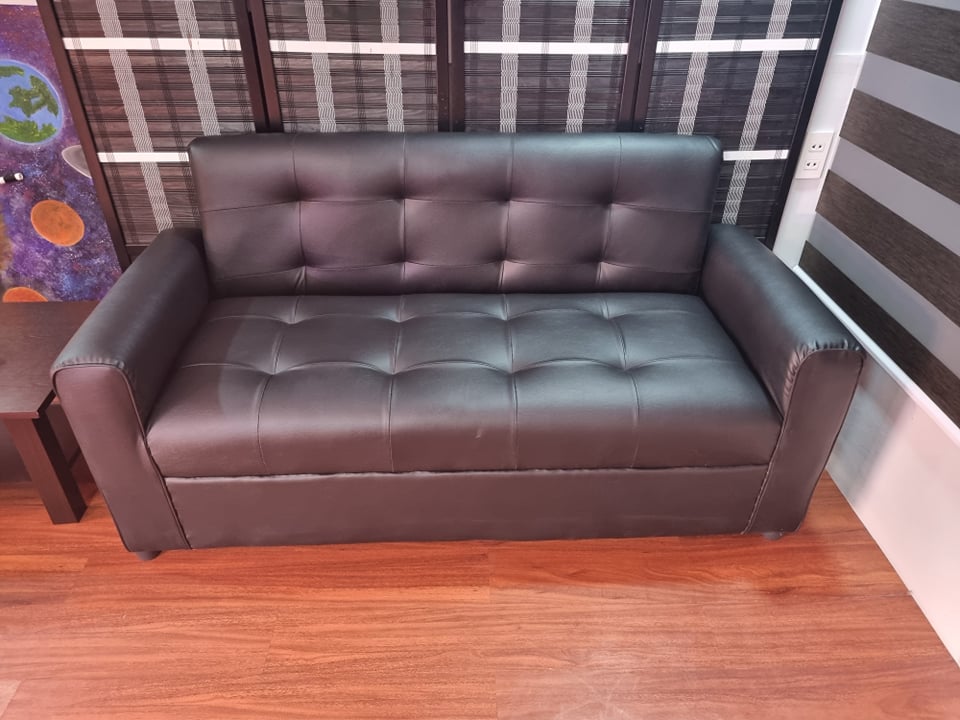 erika 3 seater sofa black leather uratex foam cod !!! Lazada PH