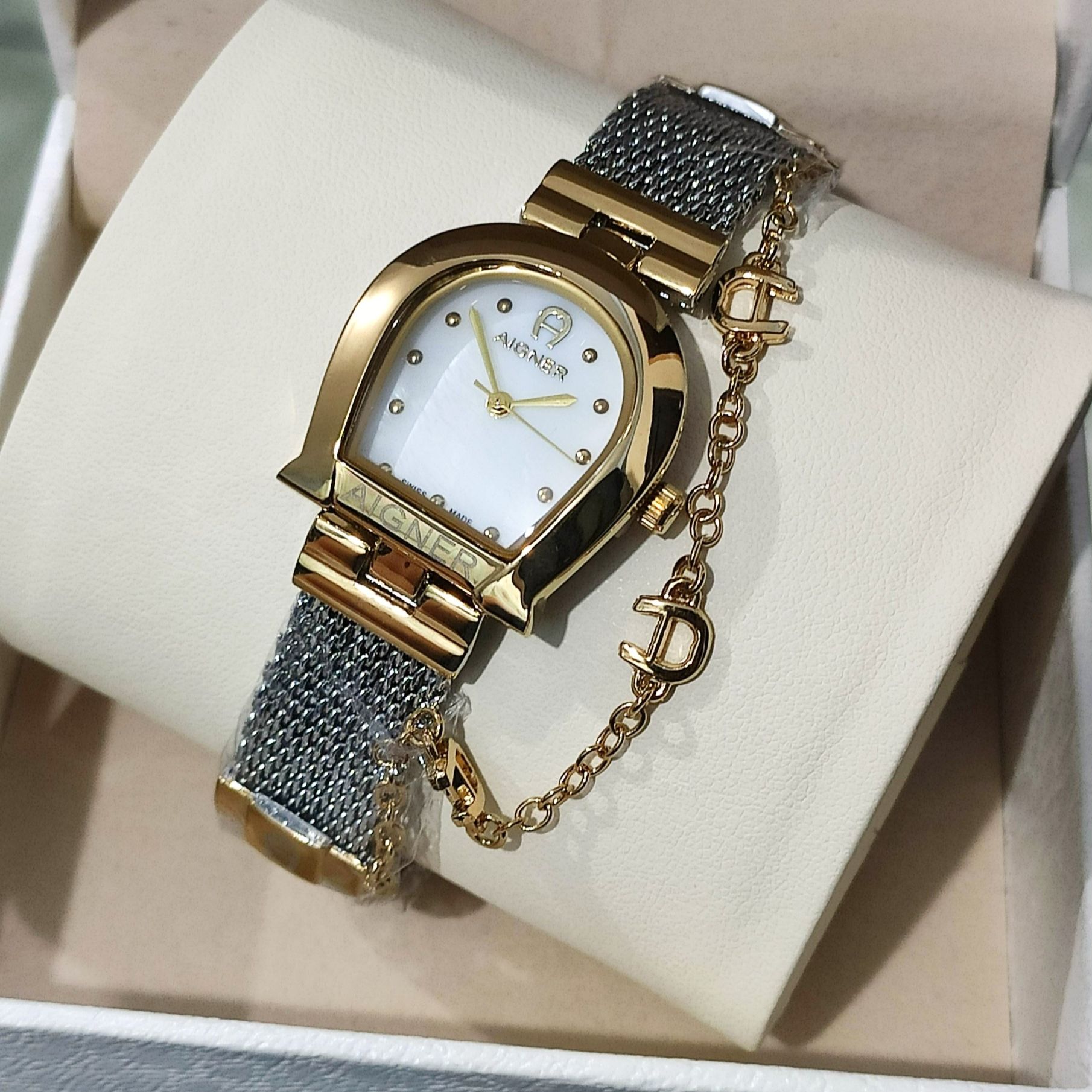 Aigner shop watch original