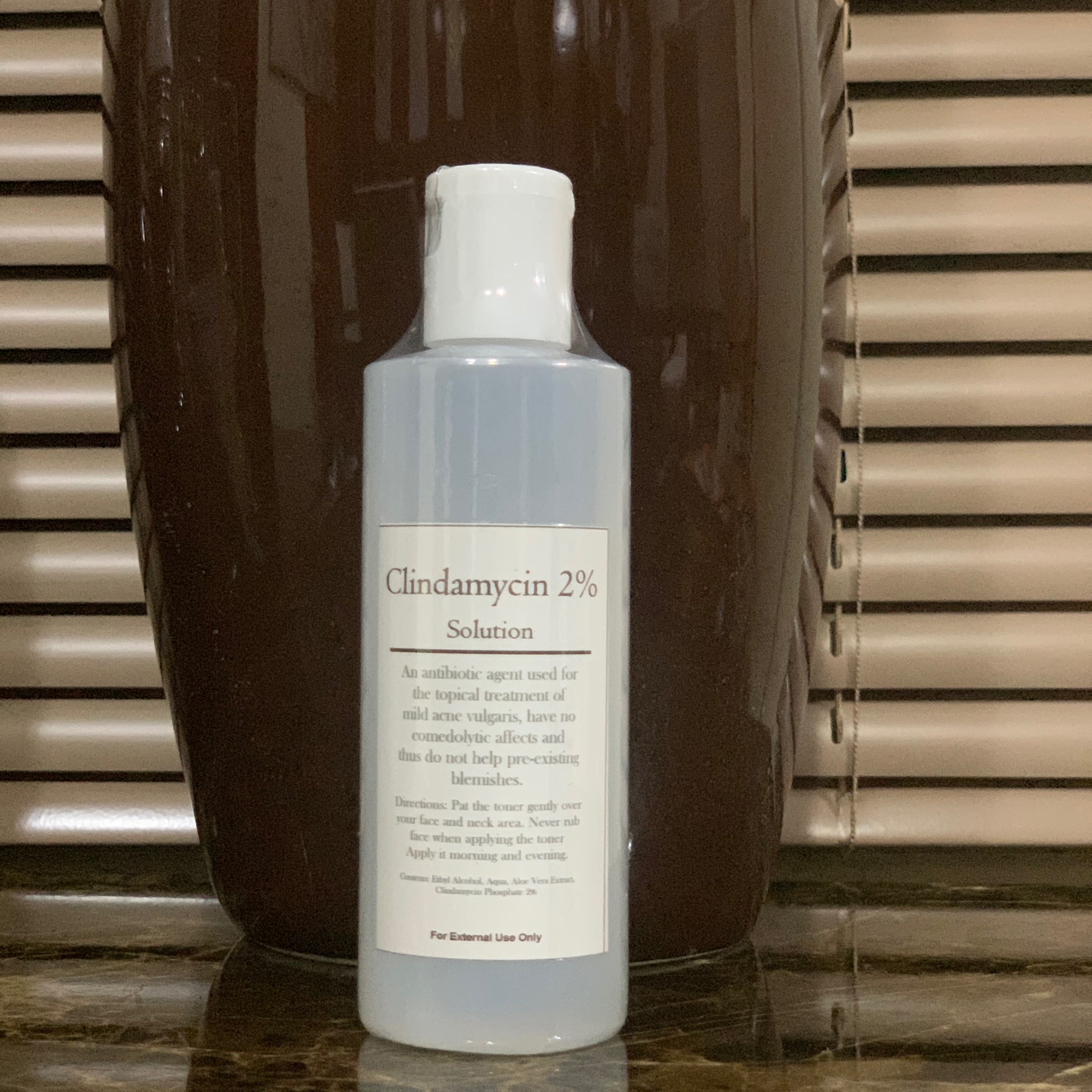 clindamycin solution toner