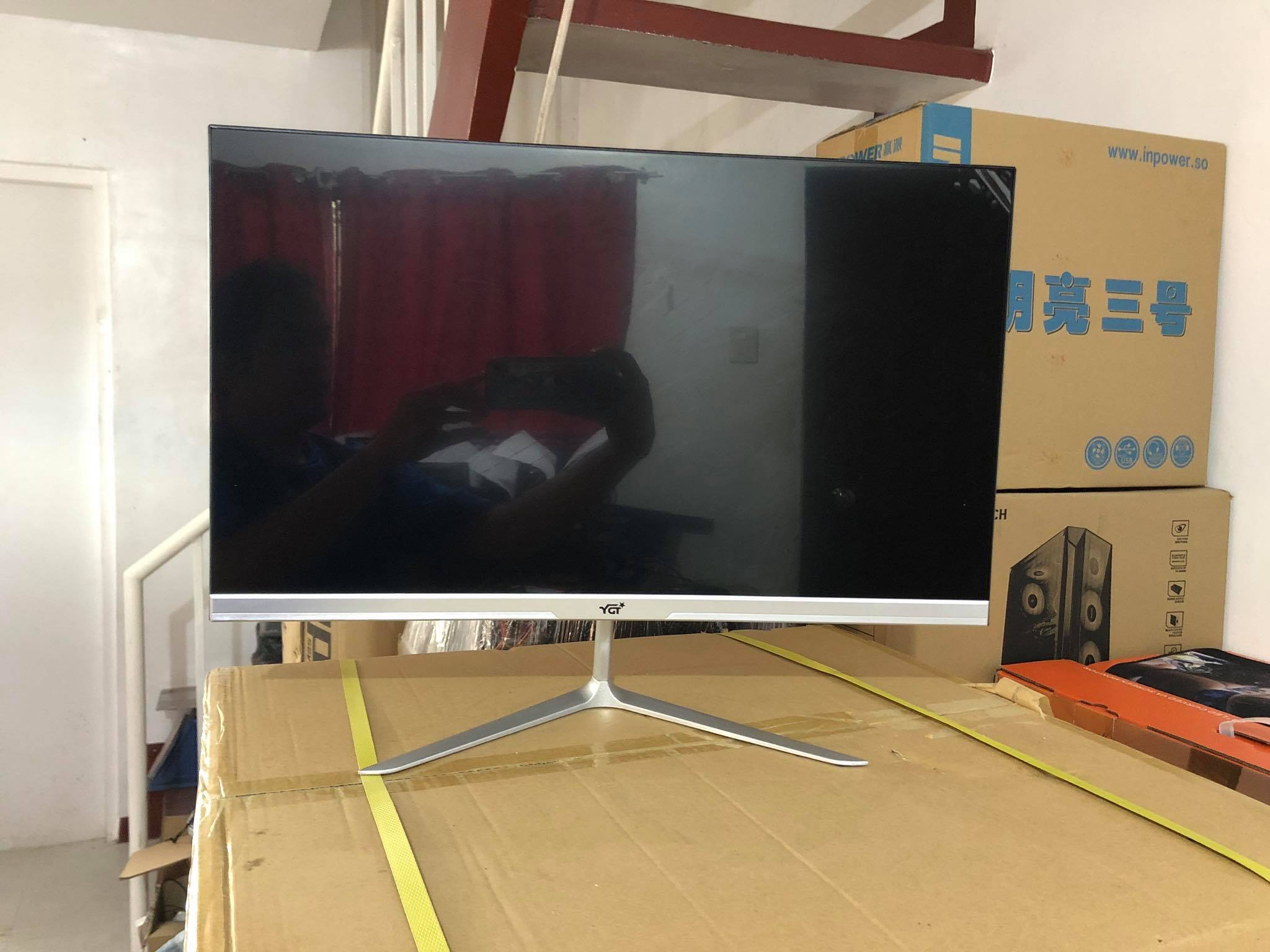 ygt curved monitor 24 inch