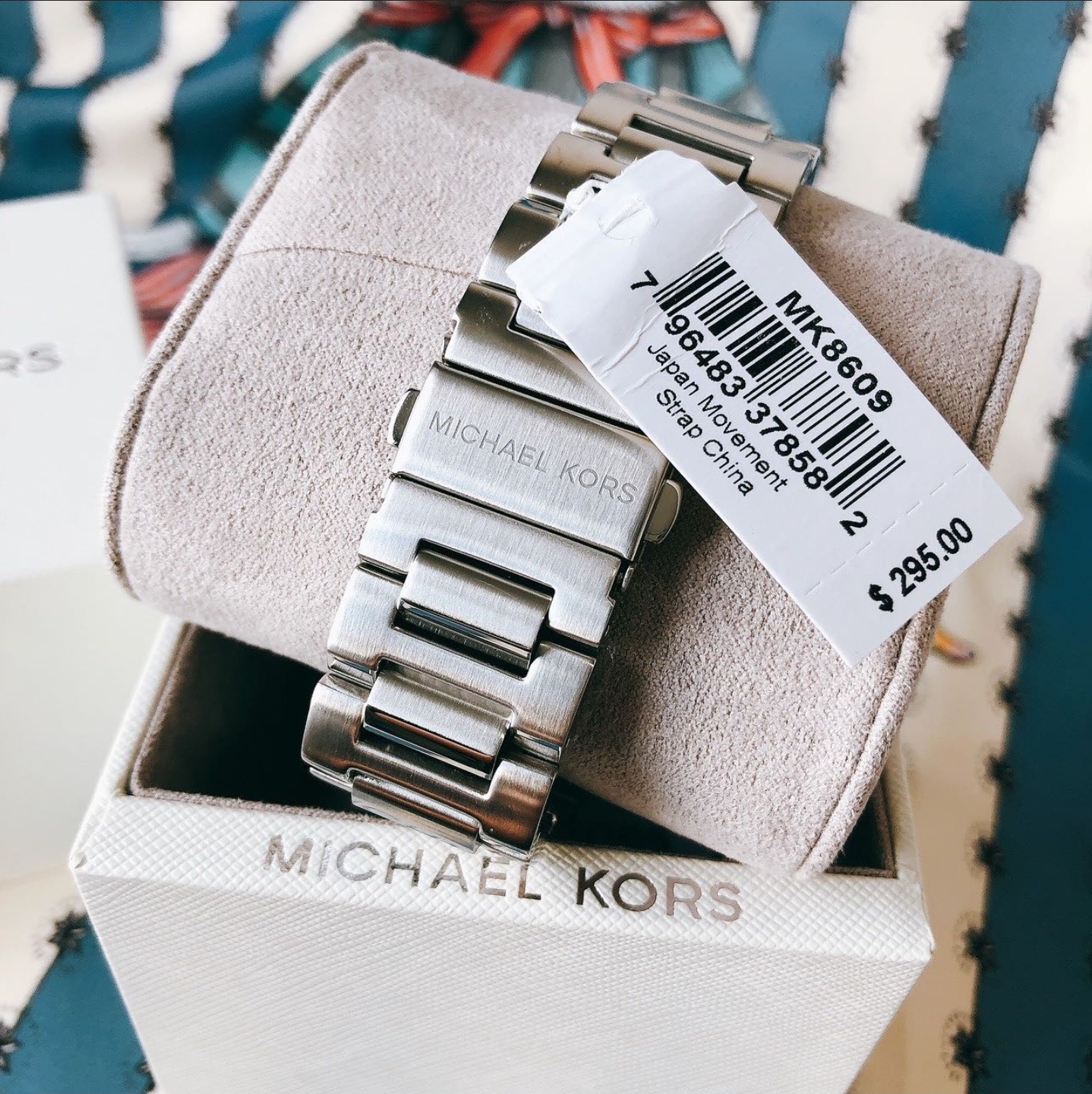 Michael hot sale kors mk8609