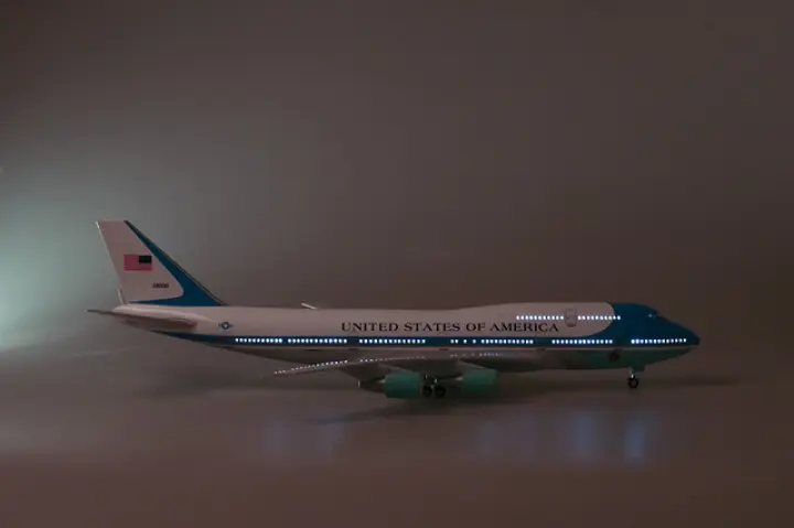 air force 1 toy plane