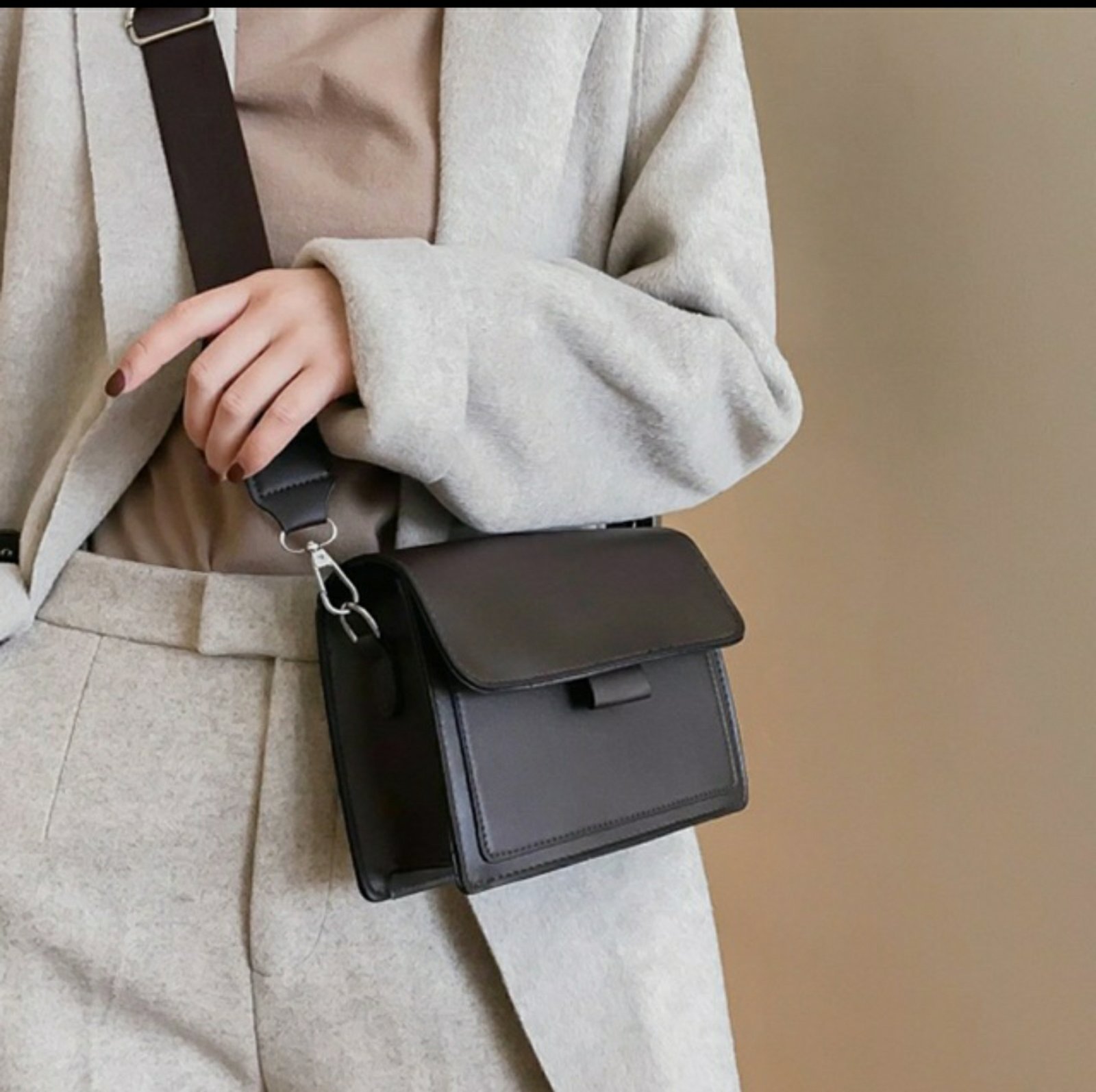 Amazon.com: Korean Simple Dumpling Bag Women Small Nylon Crescent Bag  Travel Sling Bag with Adjustable Strap Casual Shoulder Bag (Orange) :  Clothing, Shoes & Jewelry