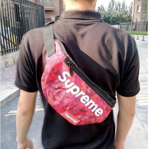 Supreme Men's Shoulder Bag