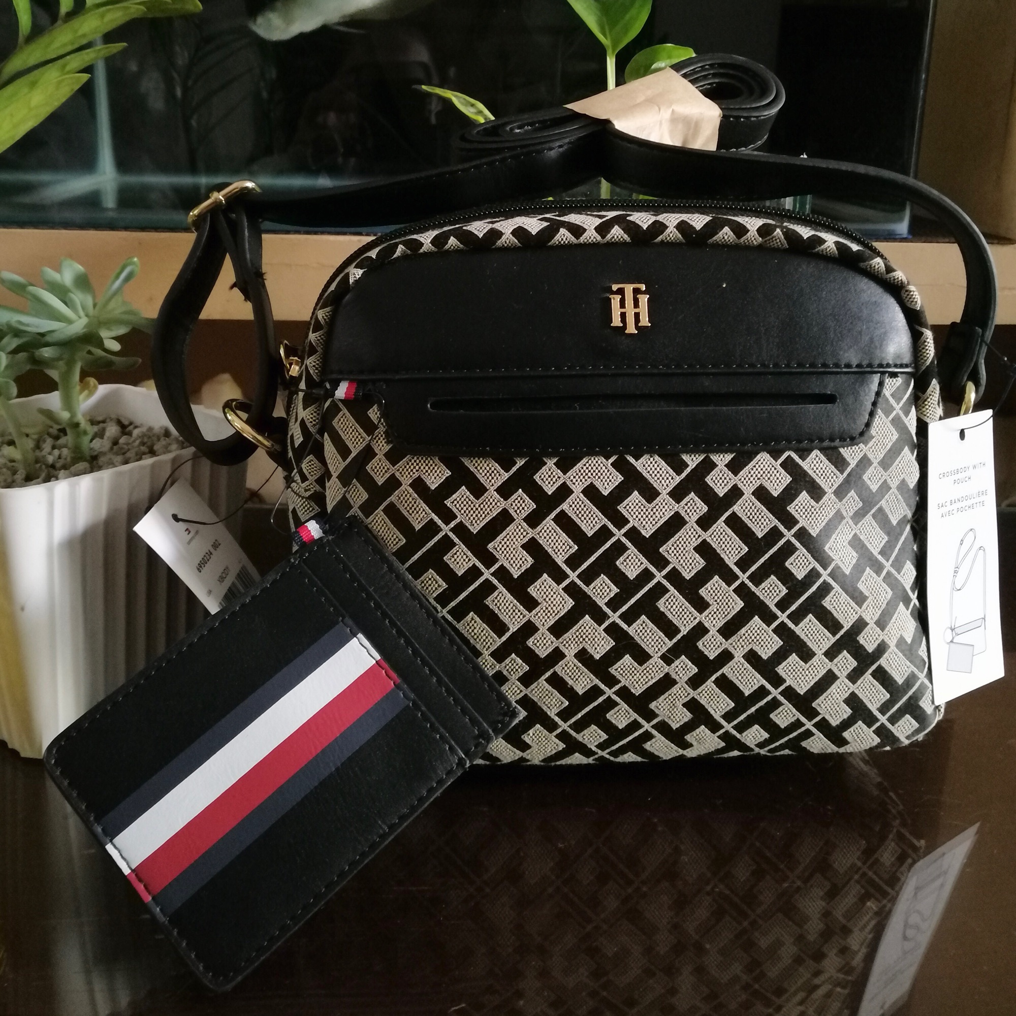 tommy hilfiger sling bags price