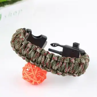 paracord bracelet equipment