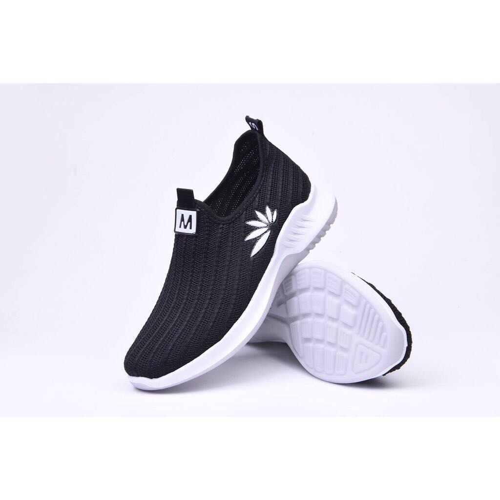 Comfortable and Breathable Slip-on 