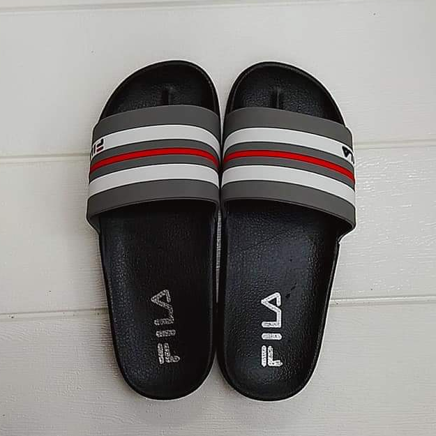 latest rubber slippers