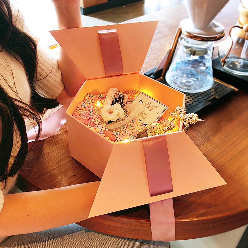 Gift box online celebrity girl's heart gift box ins wind queen birthday