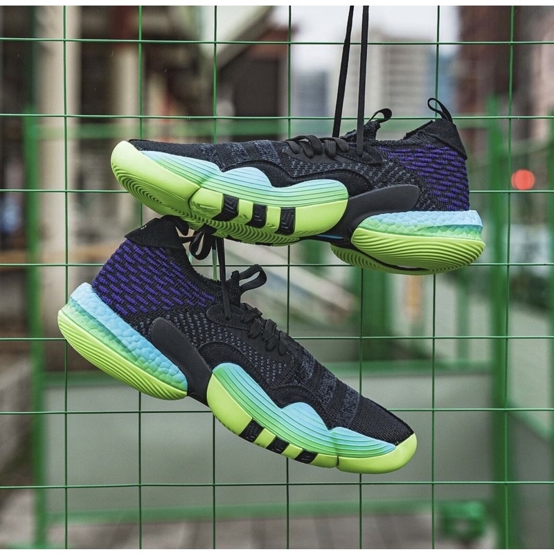 trae young 2.0 basketball shoes